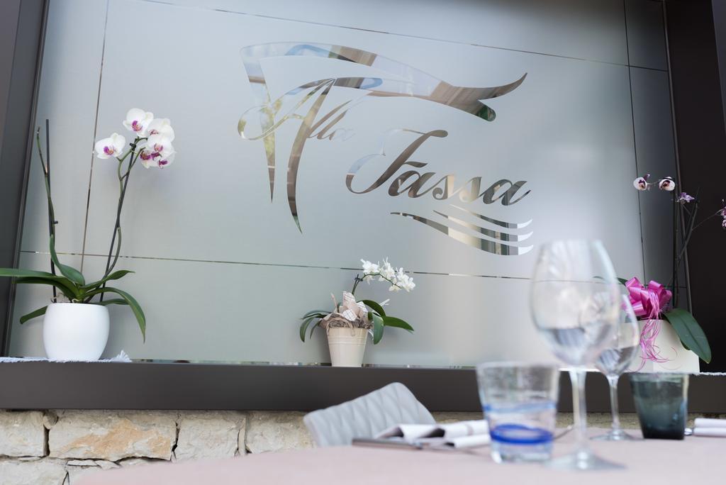 Locanda Fassa Brenzone sul Garda Luaran gambar
